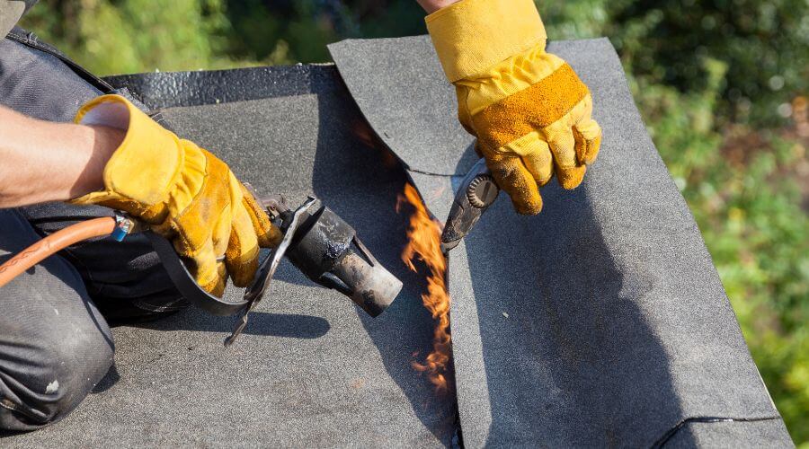 Professional gutter cleaning in Hallett, OK